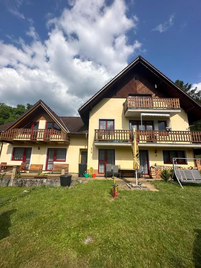 Apartmany U Kamenky Врхлабі Екстер'єр фото