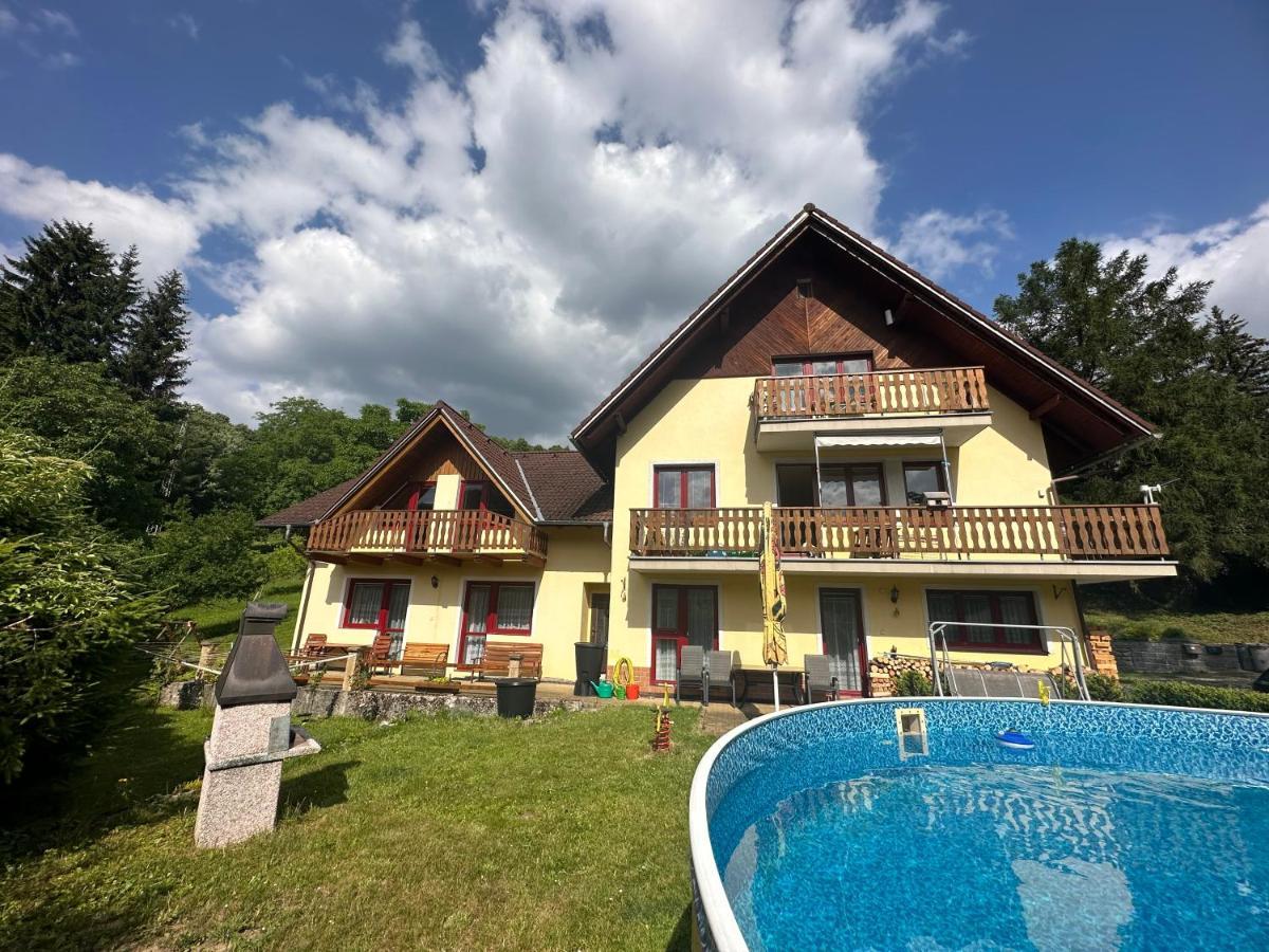 Apartmany U Kamenky Врхлабі Екстер'єр фото